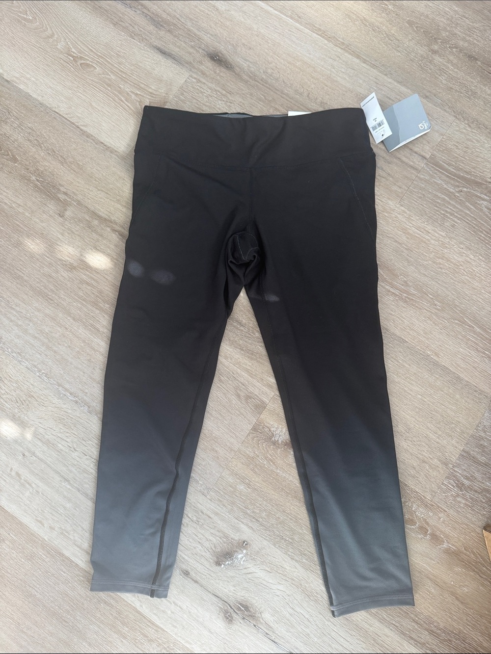 GAP Black Capri Leggings